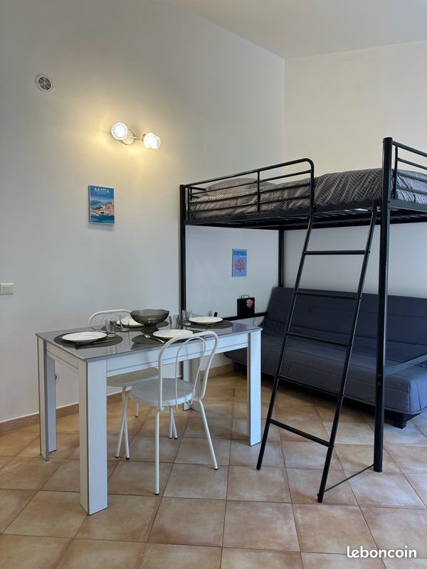 Appartement à louer, 22m², Borgo