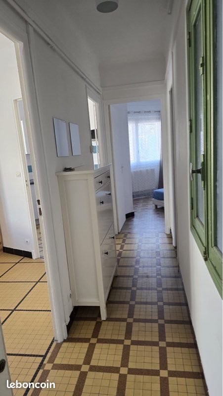 Appartement à louer, 33m², Nîmes