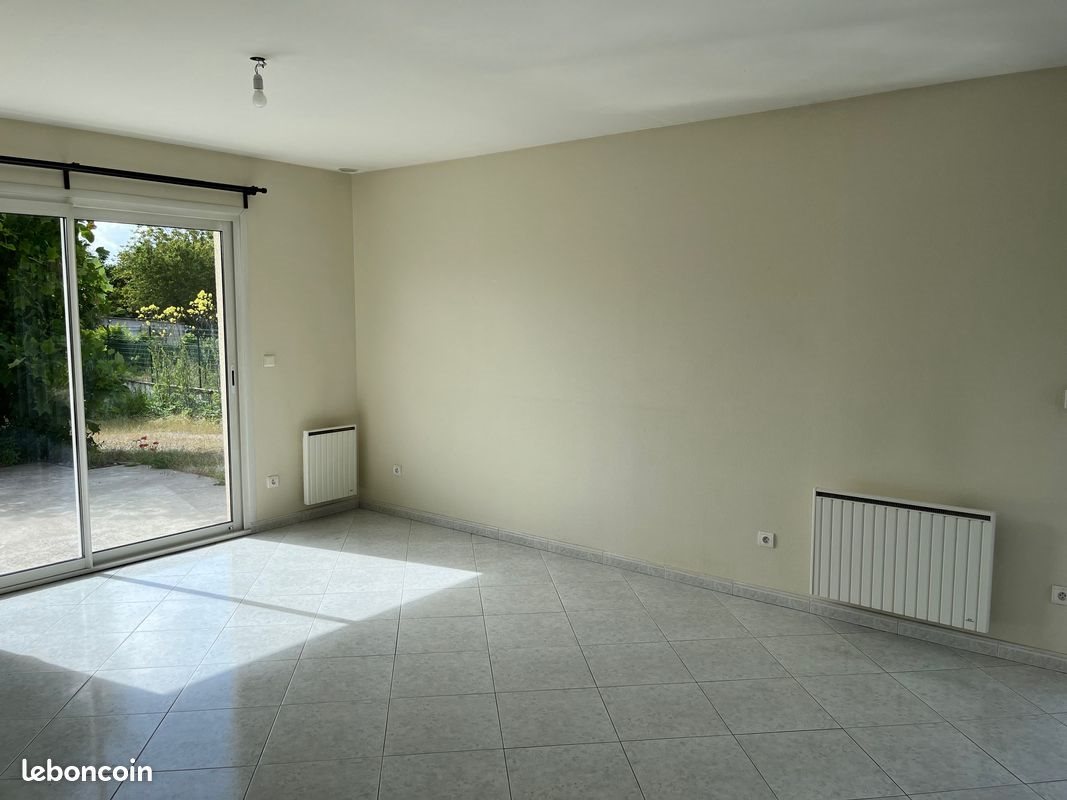 Maison à louer, 210m², Villemandeur