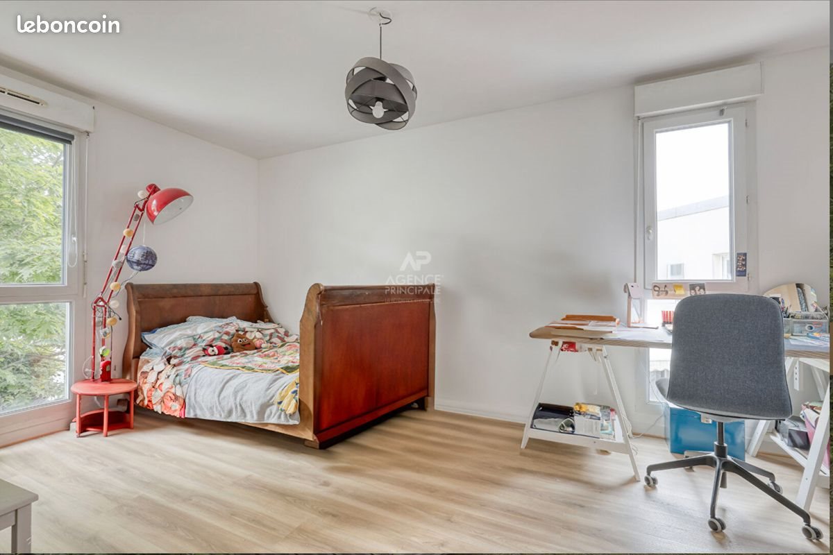 Maison à louer, 135m², Nanterre