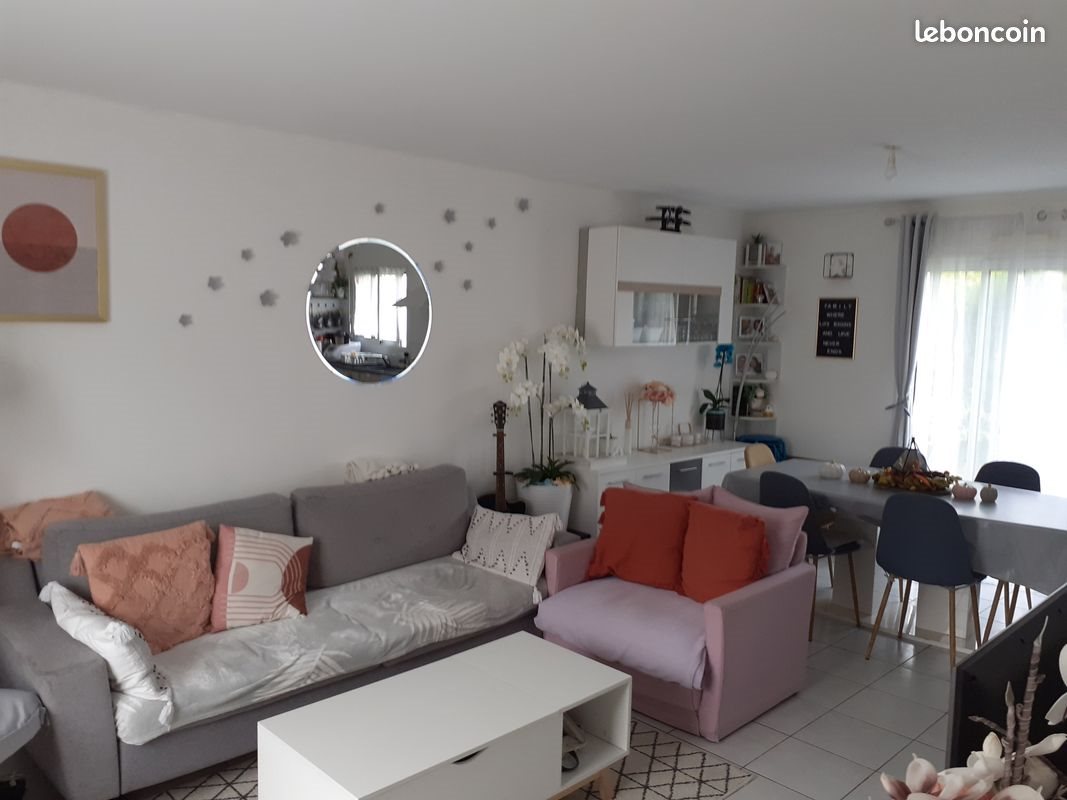Maison à louer, 89m², Lieuron