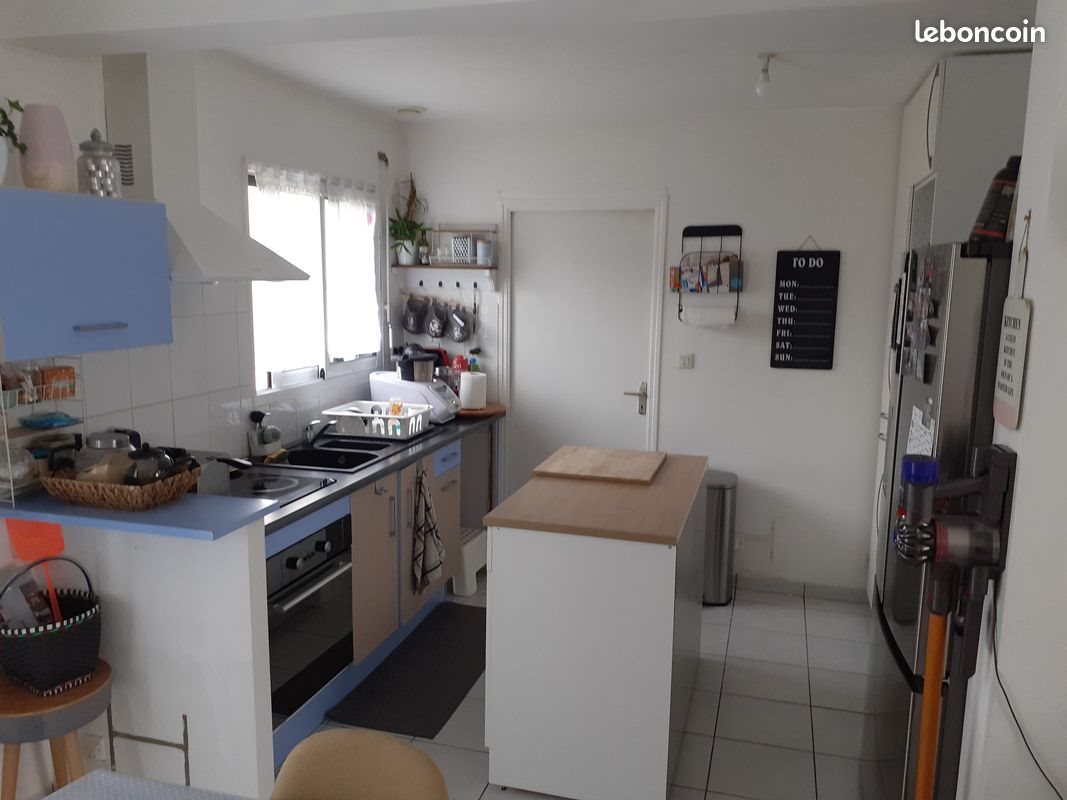 Maison à louer, 89m², Lieuron