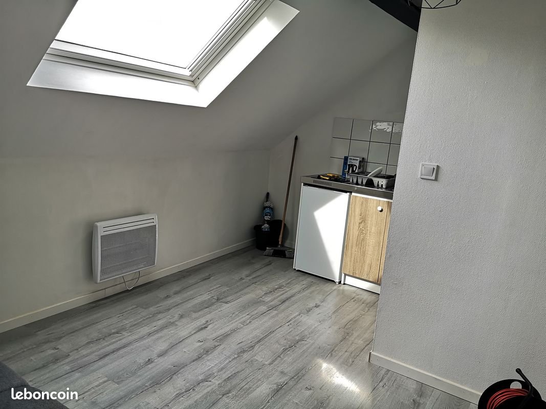 Appartement à louer, 28m², Saint-Saulve