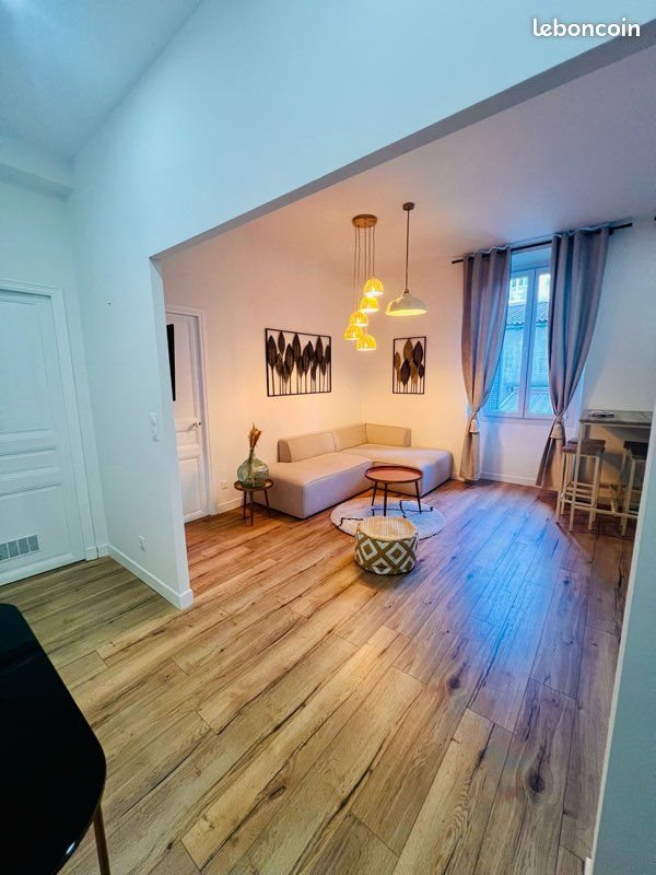 Appartement à louer, 60m², Ajaccio