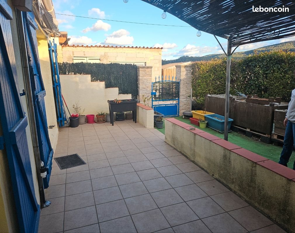 Maison à louer, 37m², Cuges-les-Pins