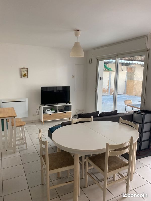 Appartement à vendre, 28m², Oloron-Sainte-Marie