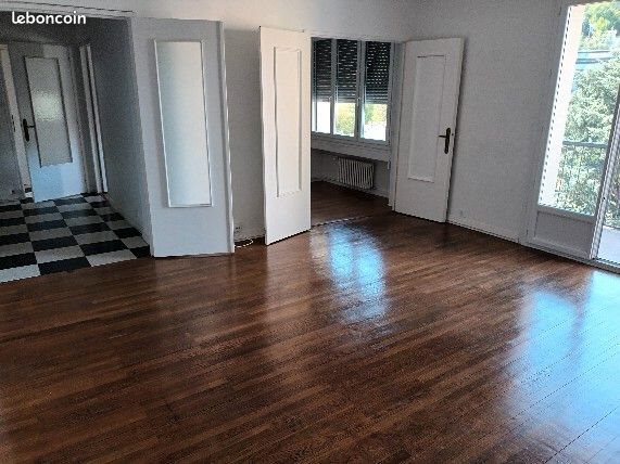 Appartement à louer, 84m², Saint-Étienne