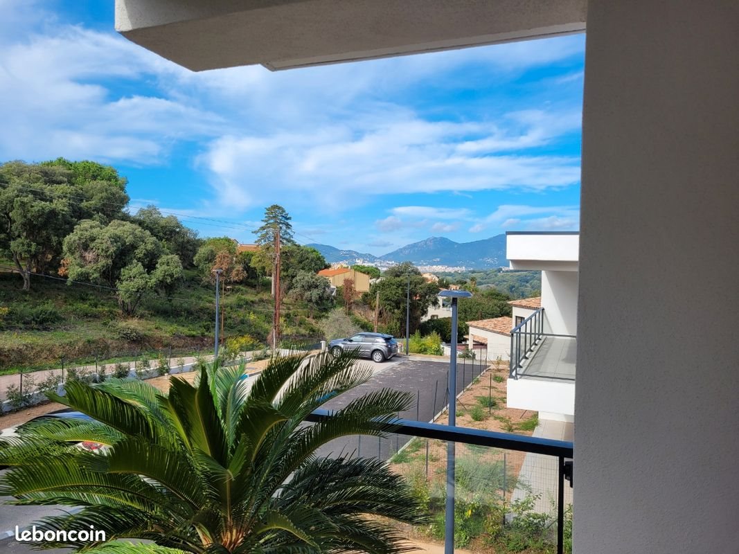 Appartement à louer, 75m², Grosseto-Prugna