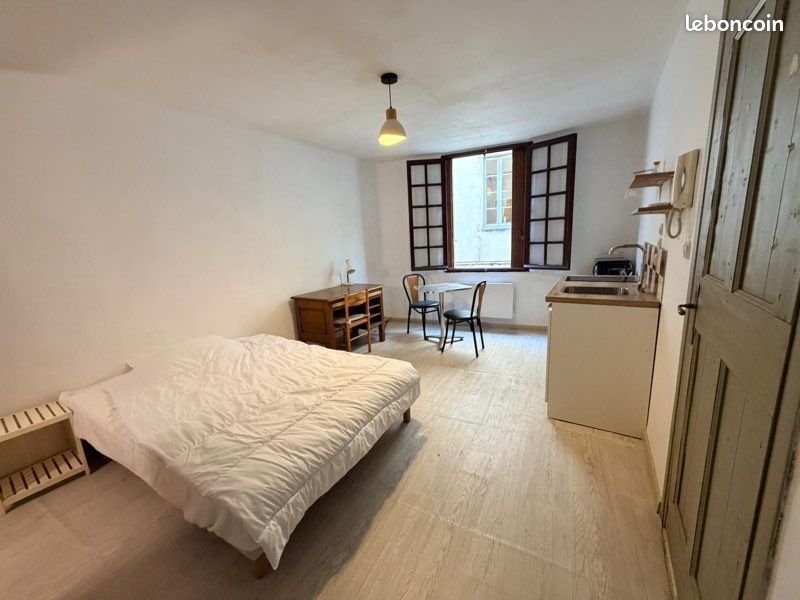 Appartement à louer, 19m², Arles