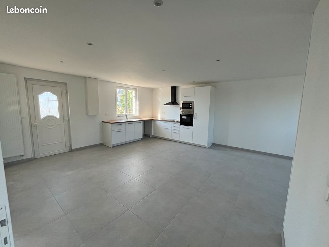 Maison à louer, 64m², Neuillé-Pont-Pierre