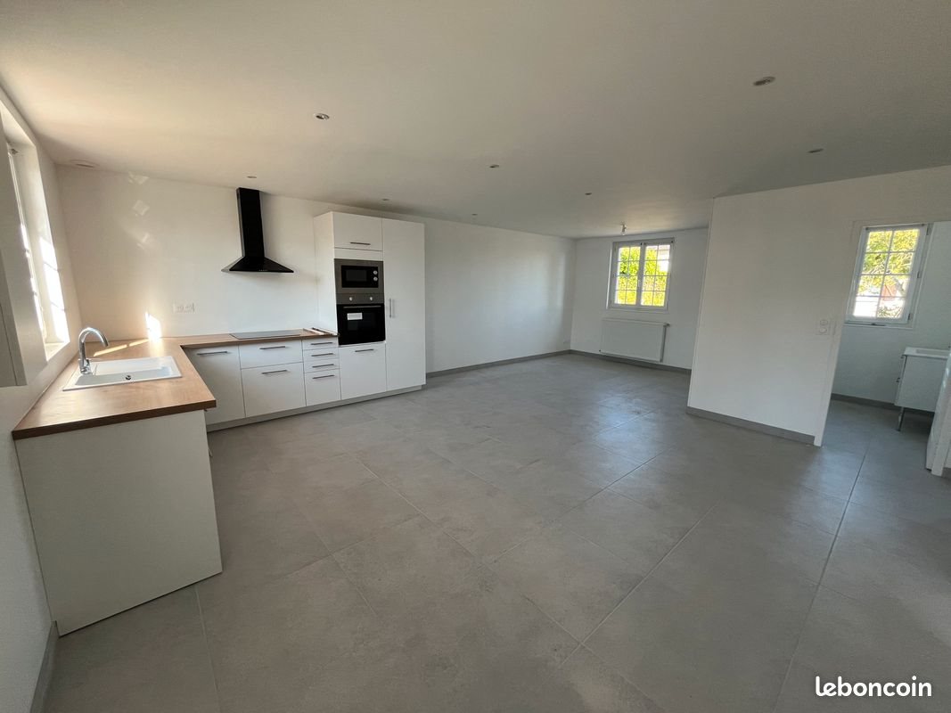 Maison à louer, 64m², Neuillé-Pont-Pierre