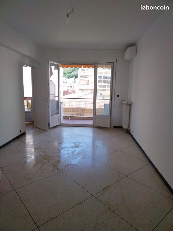 Appartement à louer, 70m², Nice