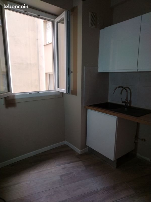 Appartement à louer, 70m², Nice
