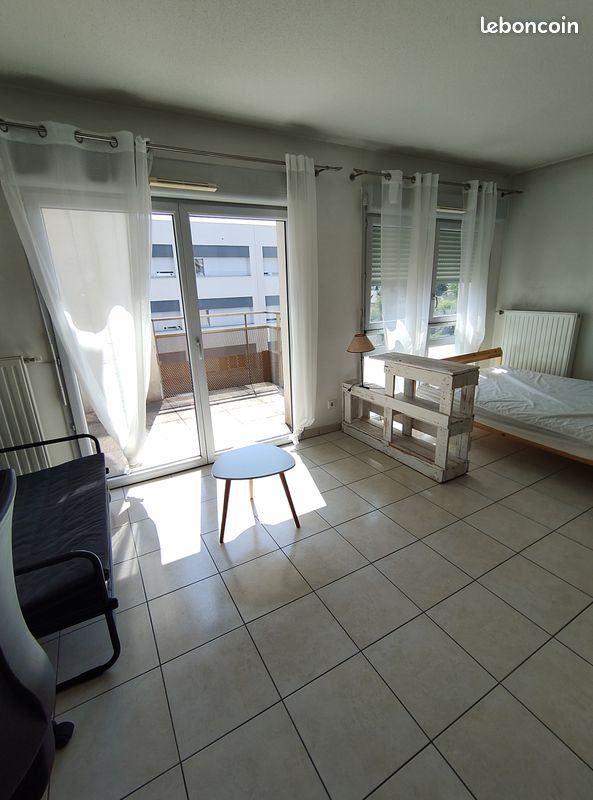 Appartement à louer, 32m², Bron