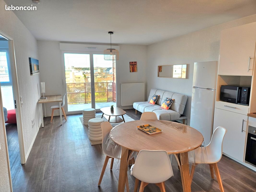 Appartement à louer, 45m², Pau