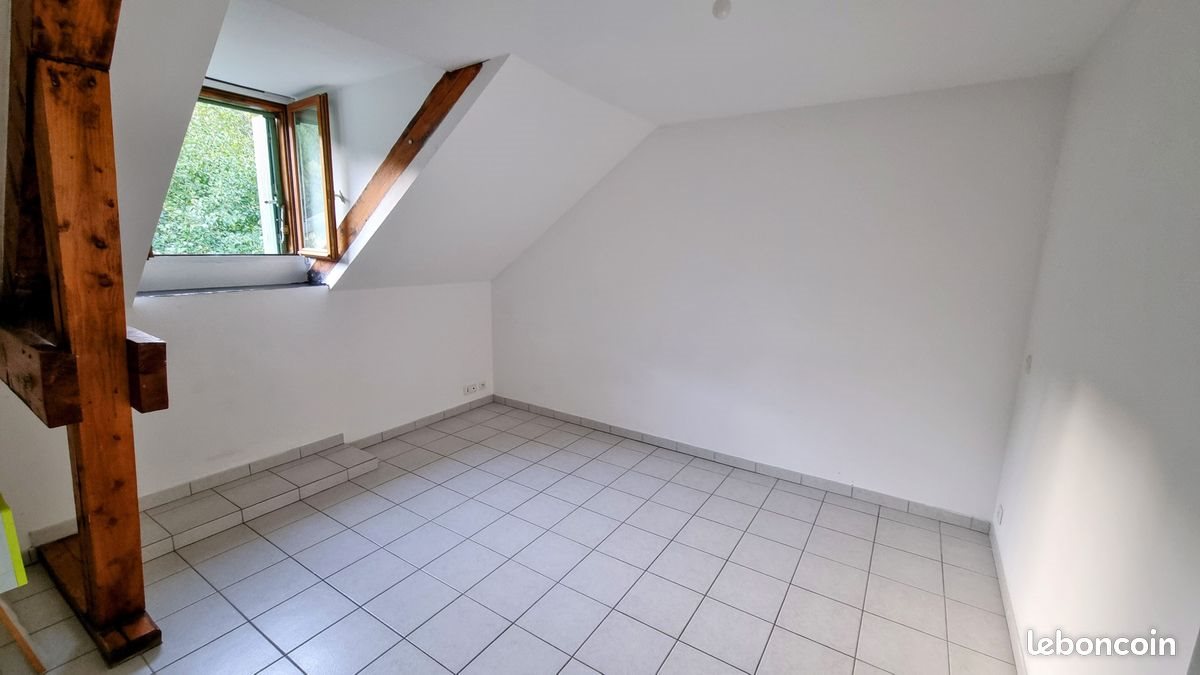 Appartement à louer, 35m², Meyrueis