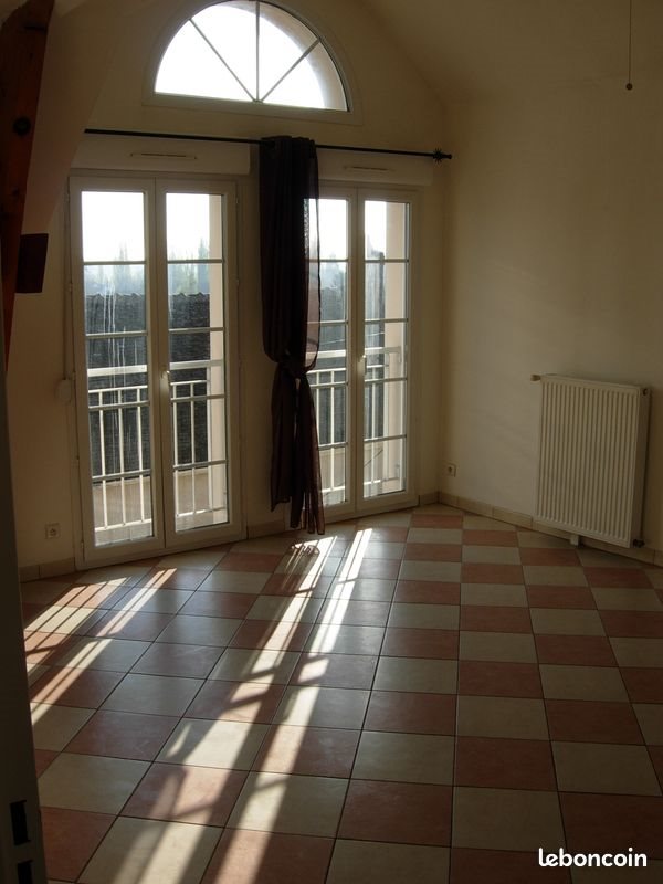 Appartement à louer, 56m², Pont-sur-Yonne