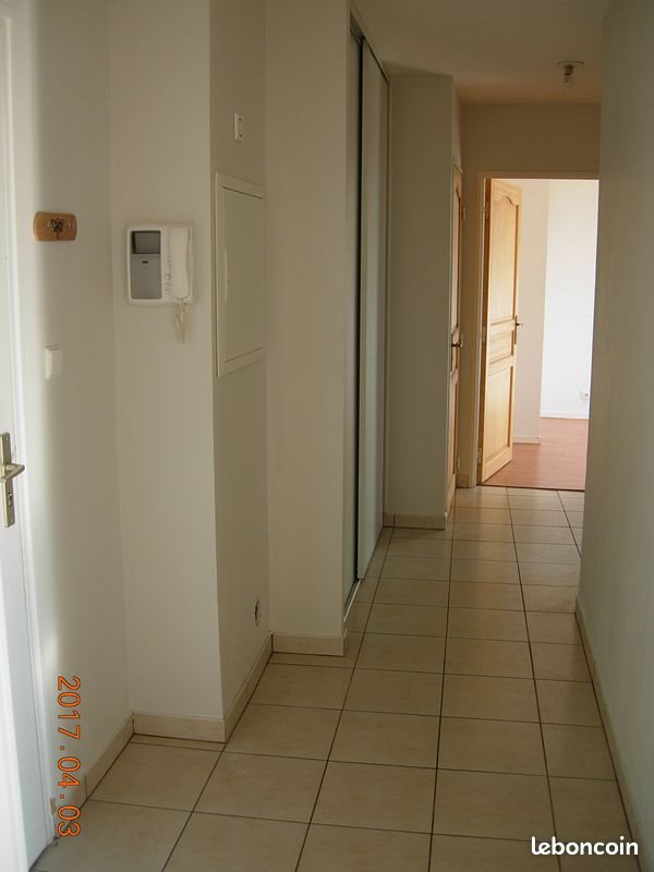Appartement à louer, 56m², Pont-sur-Yonne
