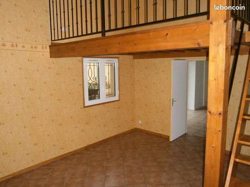 Maison à louer, 120m², Charly