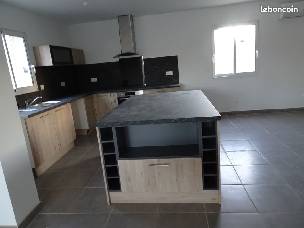 Maison à louer, 104m², Souvignargues