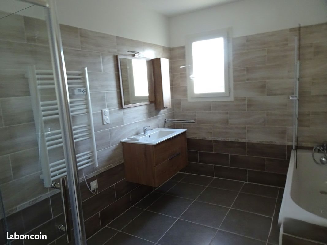 Maison à louer, 104m², Souvignargues