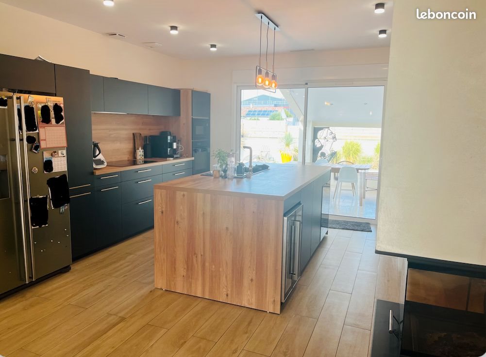 Maison à vendre, 140m², Terssac
