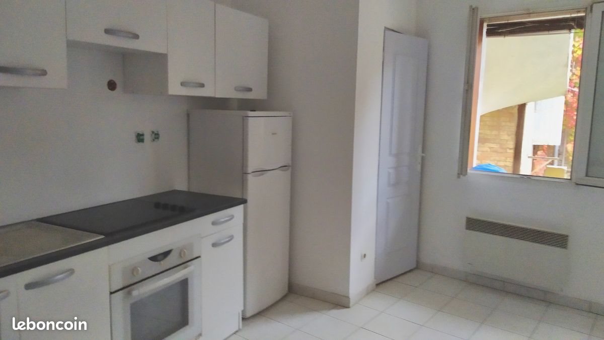 Appartement à louer, 60m², Nîmes