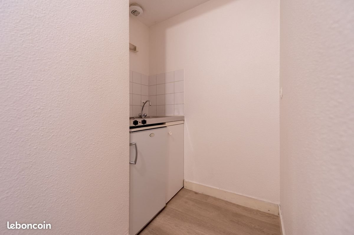 Appartement à louer, 21m², Niort