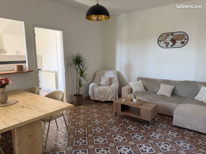 Appartement à louer, 76m², Saint-Cyr-sur-Mer