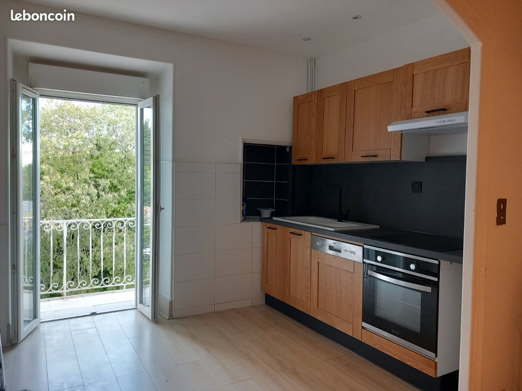 Appartement à louer, 70m², Alès
