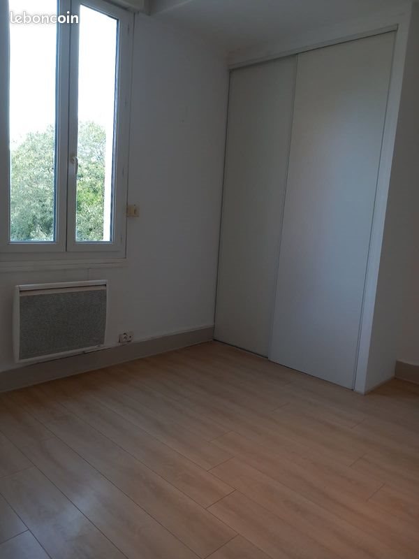 Appartement à louer, 70m², Alès
