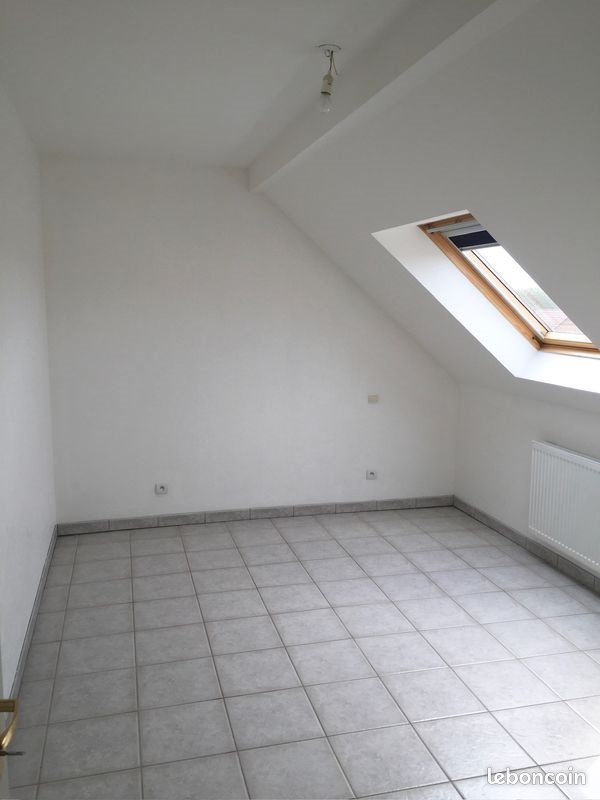 Appartement à louer, 150m², Hilsprich
