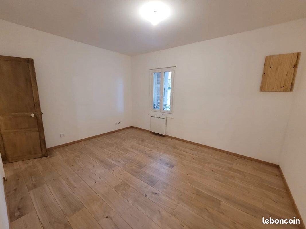 Appartement à louer, 65m², Belvèze-du-Razès