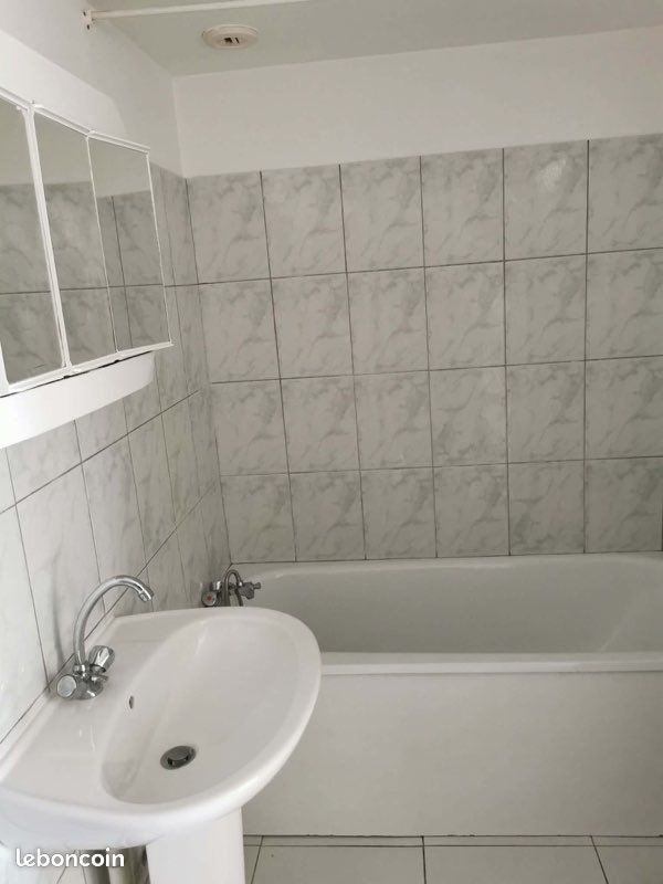 Appartement à louer, 26m², Laon