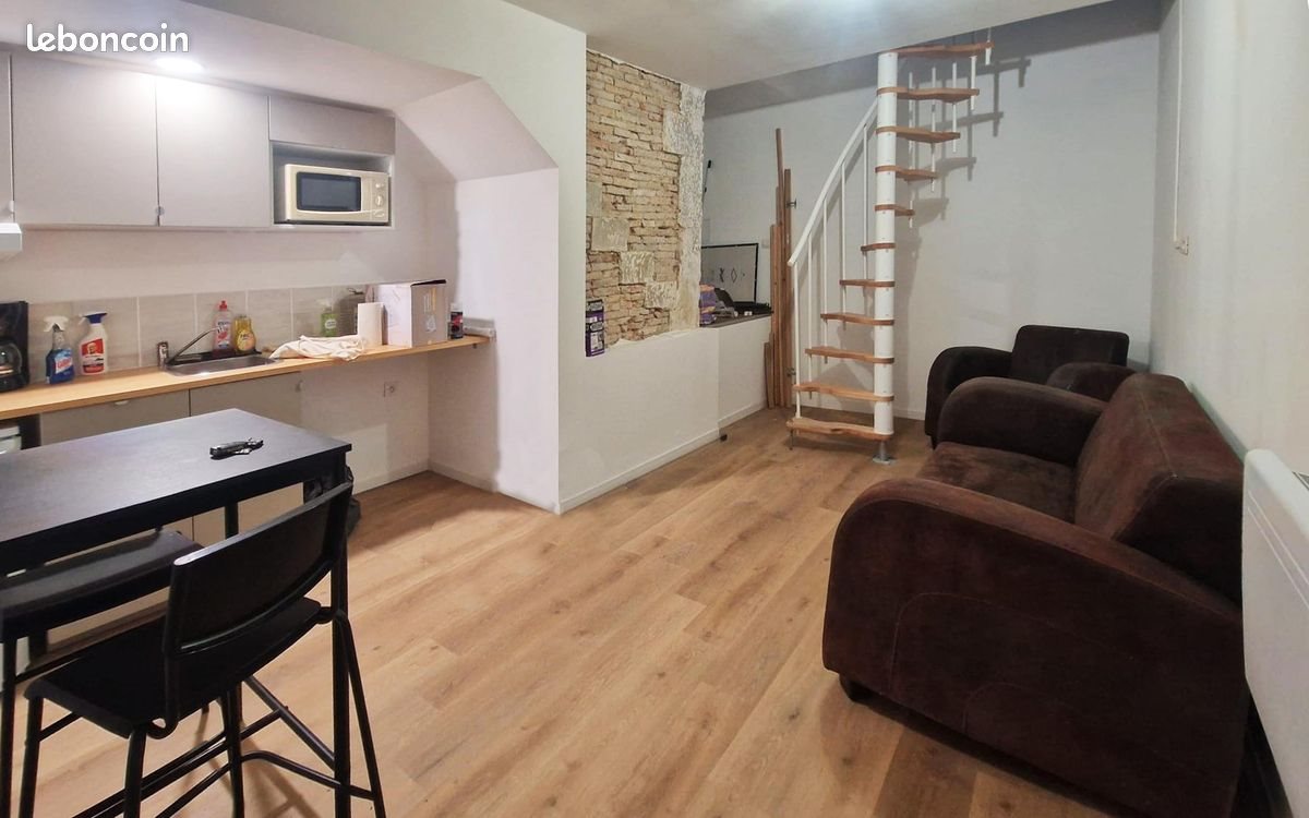 Appartement à louer, 28m², Pont-Saint-Esprit