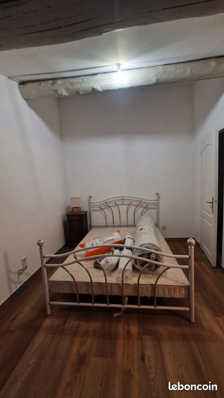 Appartement à louer, 28m², Pont-Saint-Esprit
