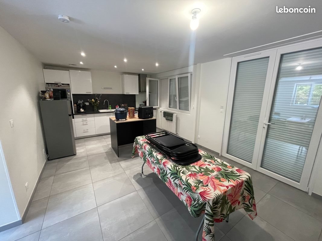 Maison à louer, 100m², Parigné-l'Evêque
