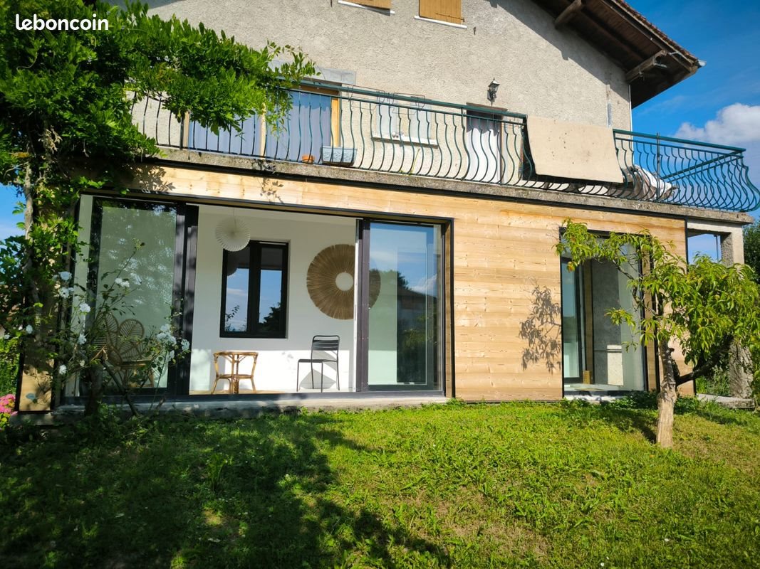 Appartement à louer, 70m², Messery