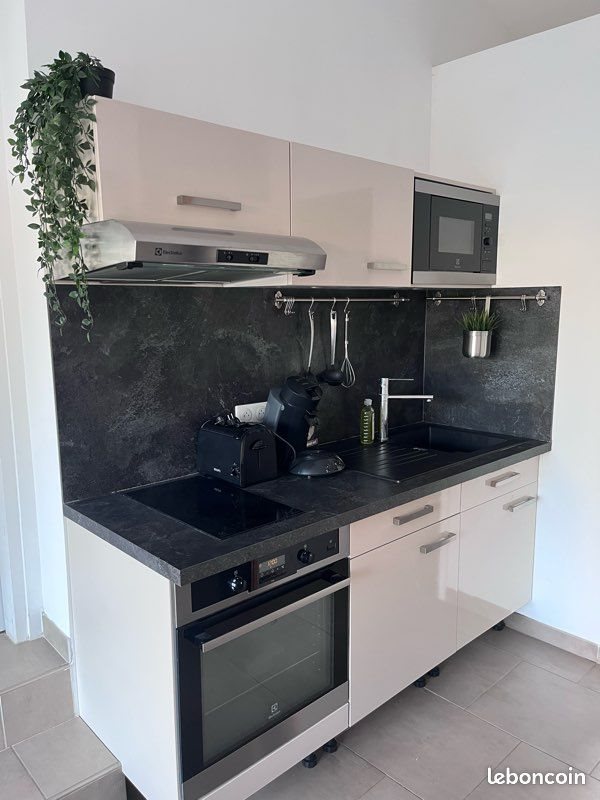 Appartement à louer, 15m², Arles