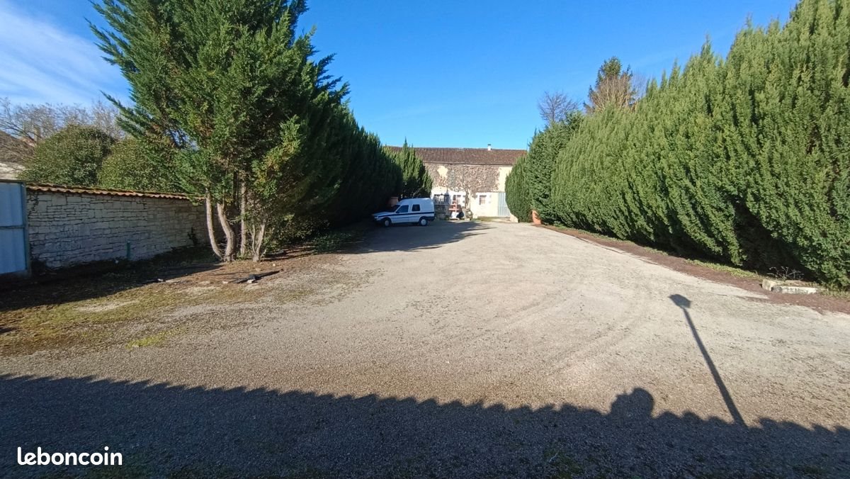 Maison à vendre, 137m², Mansle