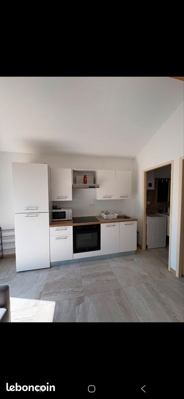 Maison à louer, 26m², Solliès-Pont
