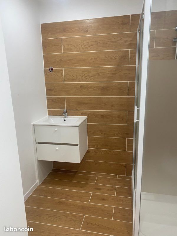 Appartement à louer, 38m², Marignane