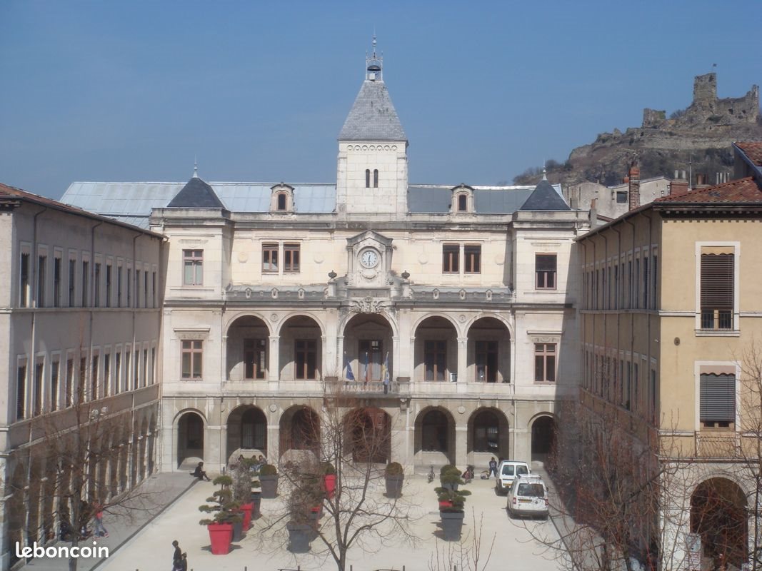 Appartement à louer, 27m², Vienne