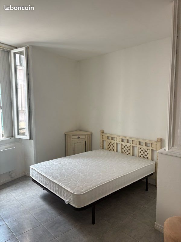 Appartement à louer, 42m², Aubenas