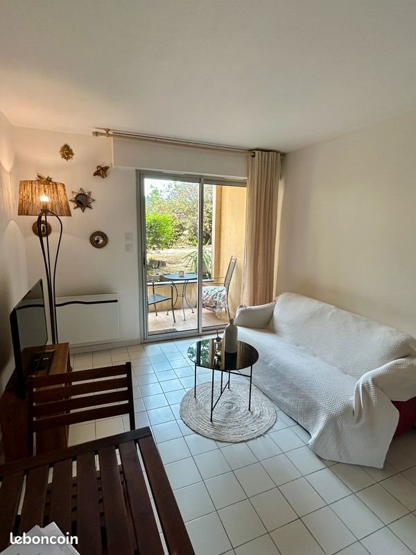 Appartement à louer, 38m², Gassin