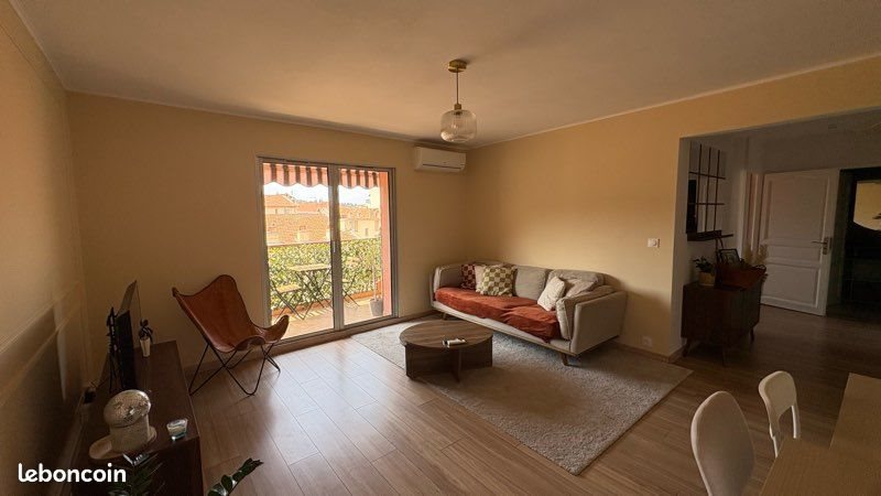 Appartement à louer, 65m², Nice