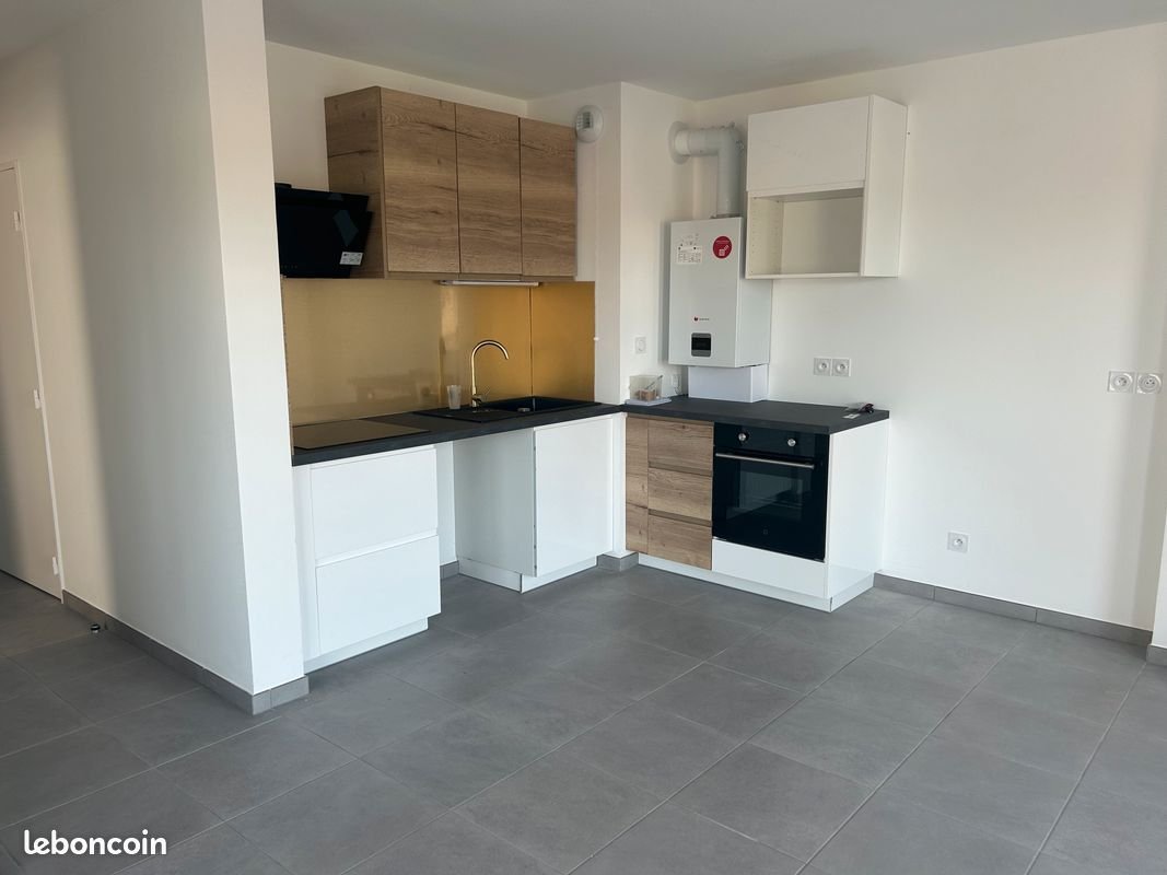 Appartement à louer, 62m², Grigny