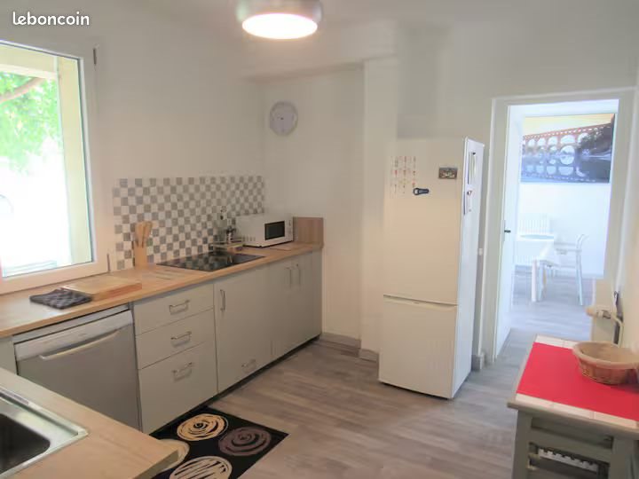 Appartement à louer, 90m², Villeneuve-lès-Avignon
