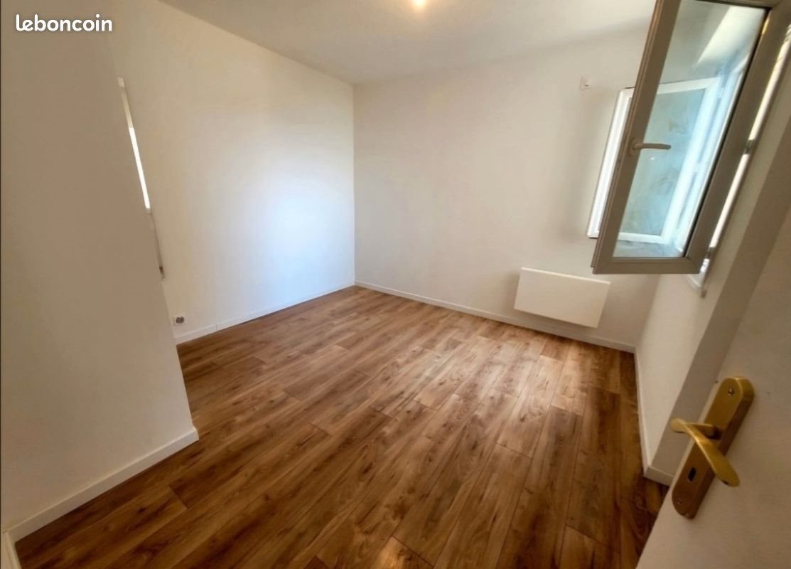 Appartement à louer, 60m², Bastia