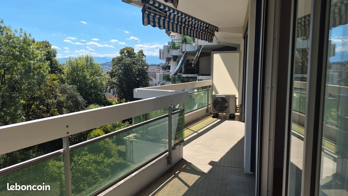 Appartement à louer, 51m², Pau